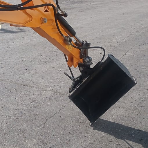 Kallistuva luiskakauha 600 mm Kallistuva luiskakauha 600 mm