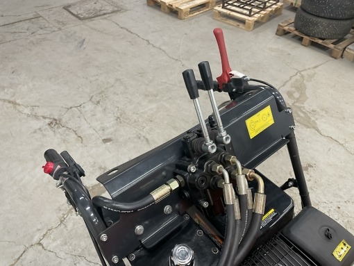 6430062525397-minidumpper-korkealle-nostava-13 6430062525397-minidumpper-korkealle-nostava-13