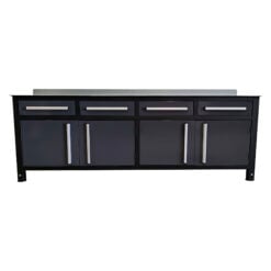 Hitsauspöytä työkalukaapistolla