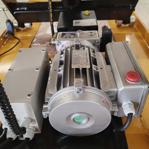 6430062520743-Hydraulinen-nostopoyta-rullilla-500-kg-7 6430062520743-Hydraulinen-nostopoyta-rullilla-500-kg-7