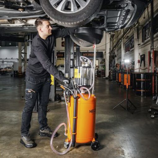 5907558499858-Oljyn-imuvaihtaja-paineilmatoiminen-70-L-Neo-Tools-4 5907558499858-Oljyn-imuvaihtaja-paineilmatoiminen-70-L-Neo-Tools-4